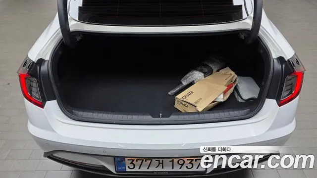 Hyundai Sonata — Фото автомобиля 26