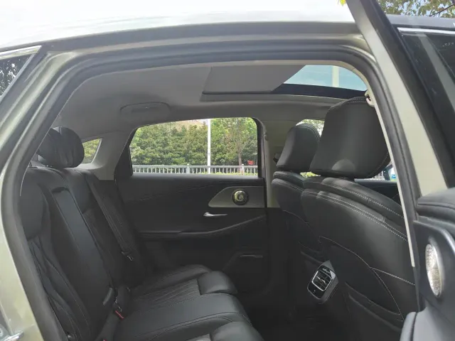 Chery Arrizo 8 — Фото автомобиля 14