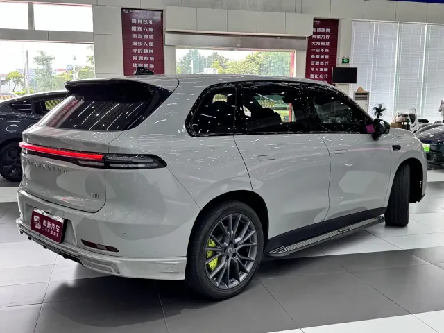 Leapmotor C10 — Фото автомобиля 7