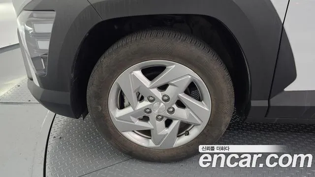Hyundai Kona SX2 — Фото автомобиля 5