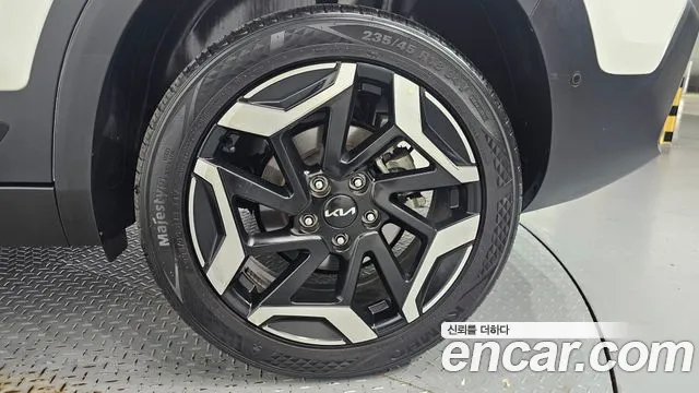 Kia Seltos Бензин 1.6 турбо 2WD — Фото автомобиля 21