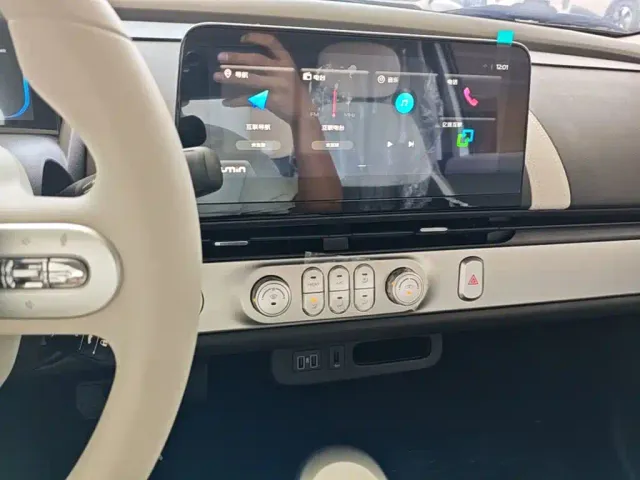 Changan Lumin — Фото автомобиля 12