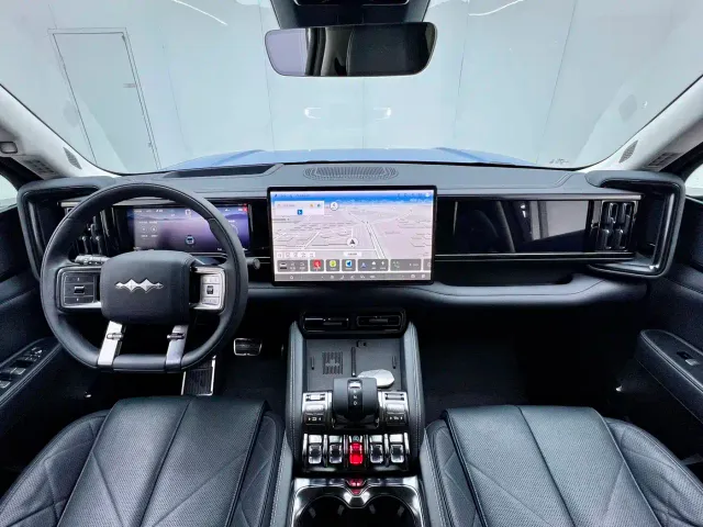 BYD FangChengBao Leopard 5 — Фото автомобиля 24