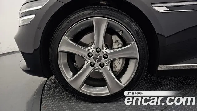 Genesis G80 RG3 — Фото автомобиля 5