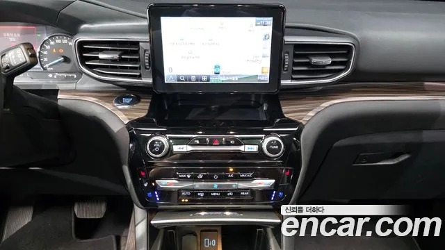 Ford Explorer — Фото автомобиля 13