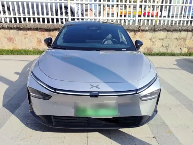 Xpeng P7+ — Фото автомобиля 2