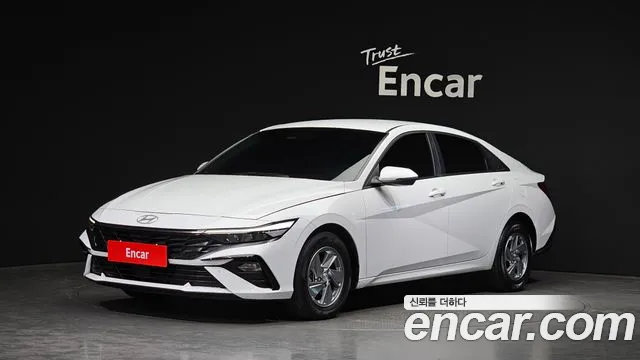 Фотография автомобиля — Hyundai Avante CN7
