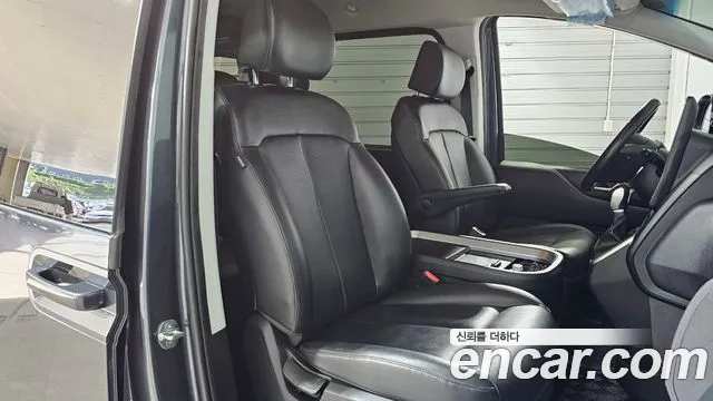 Hyundai Staria — Фото автомобиля 11
