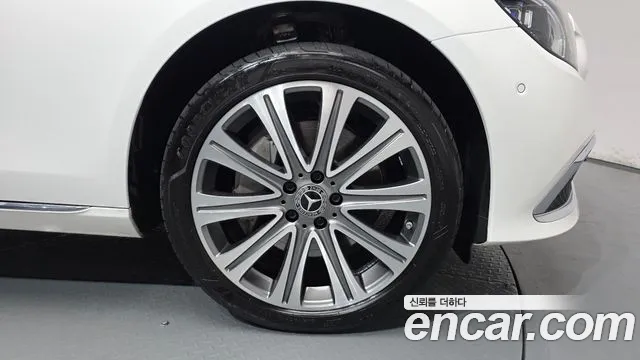 Mercedes-Benz E-Class E-класс W213 E350 4MATIC Exclusive — Фото автомобиля 5