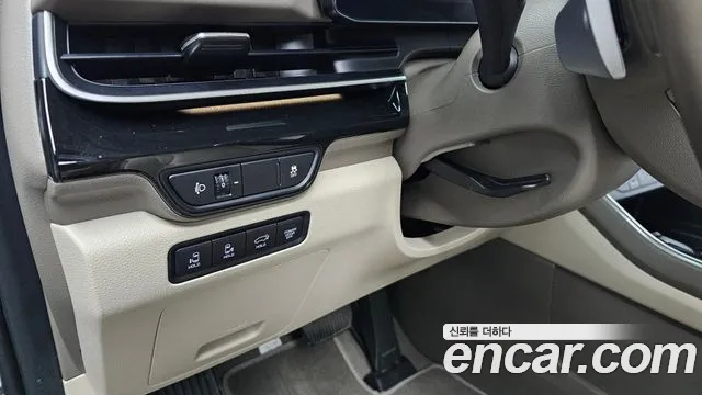 Kia Carnival 4th Gen — Фото автомобиля 25