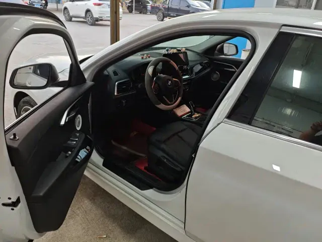 BMW 1 Series — Фото автомобиля 5