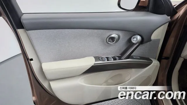 Genesis GV60 — Фото автомобиля 24