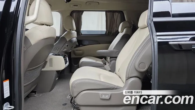Kia Carnival 4th Gen — Фото автомобиля 18
