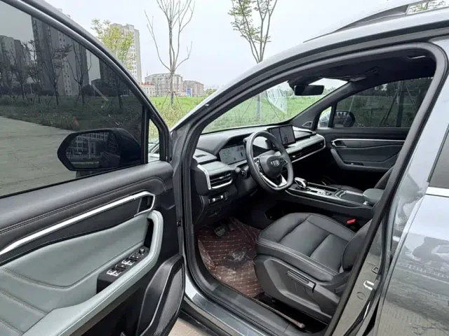 Geely Haoyue L — Фото автомобиля 20
