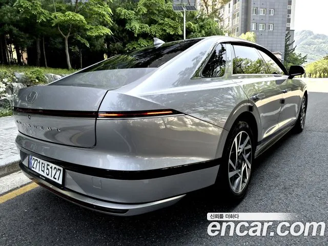 Hyundai Grandeur Grandeur (GN7) 3.5 LPG 2WD (Такси) — Фото автомобиля 4