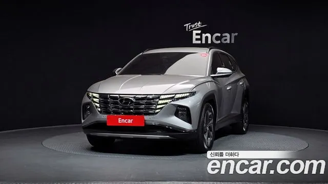 Hyundai Tucson Tucson (NX4) Бензин 1.6 Turbo 4WD — Фото автомобиля 3