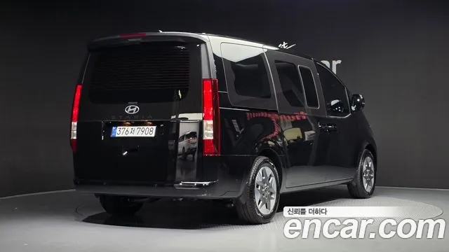 Hyundai Staria — Фото автомобиля 2