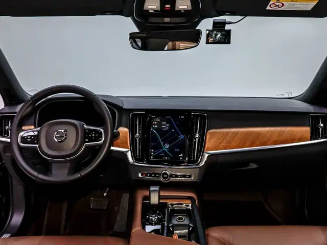Volvo S90 — Фото автомобиля 20