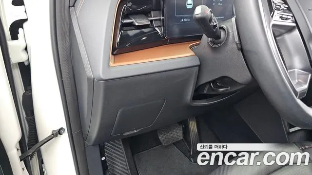 KG_Mobility_Ssangyong Torres Новый Torres Бензин 1.5 2WD — Фото автомобиля 27