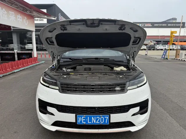 Land Rover Range Rover Sport — Фото автомобиля 15
