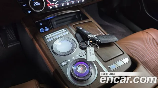 Genesis G80 RG3 — Фото автомобиля 12