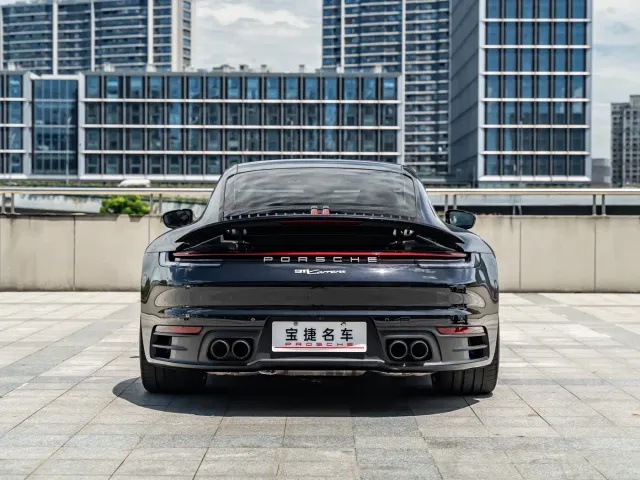 Porsche 911 — Фото автомобиля 3