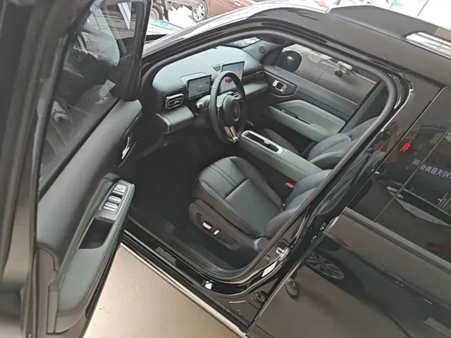 Baojun Yep Plus — Фото автомобиля 15