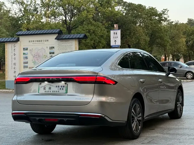 Geely Galaxy Stellar 6 — Фото автомобиля 18
