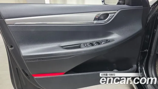 Hyundai Grandeur — Фото автомобиля 24