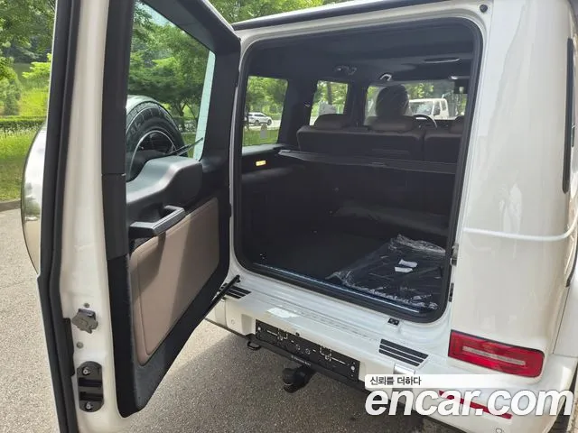 Mercedes-Benz G-Class — Фото автомобиля 11