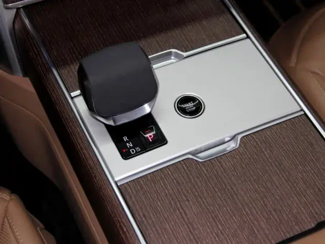 Land Rover Range Rover — Фото автомобиля 19