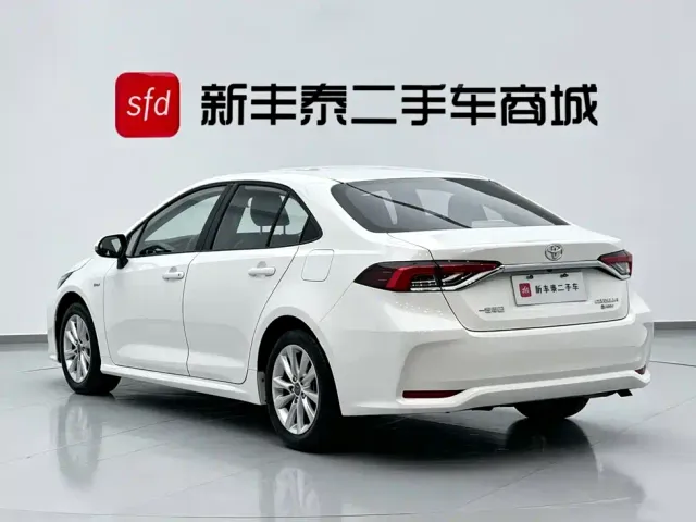 Toyota Corolla — Фото автомобиля 6