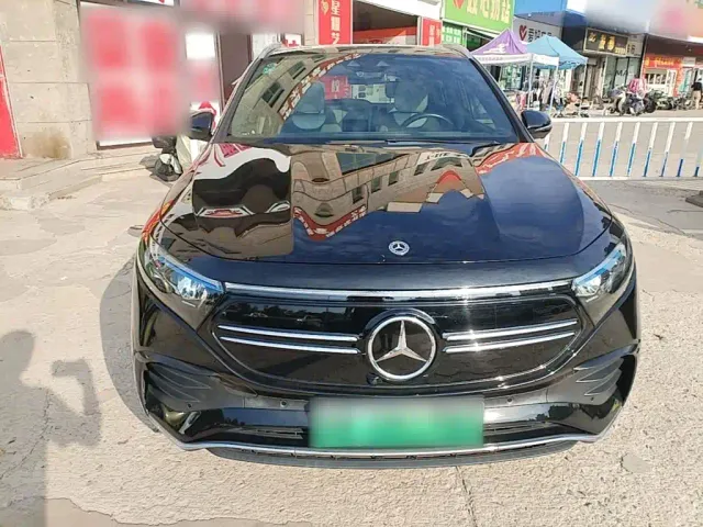 Mercedes-Benz EQA — Фото автомобиля 2