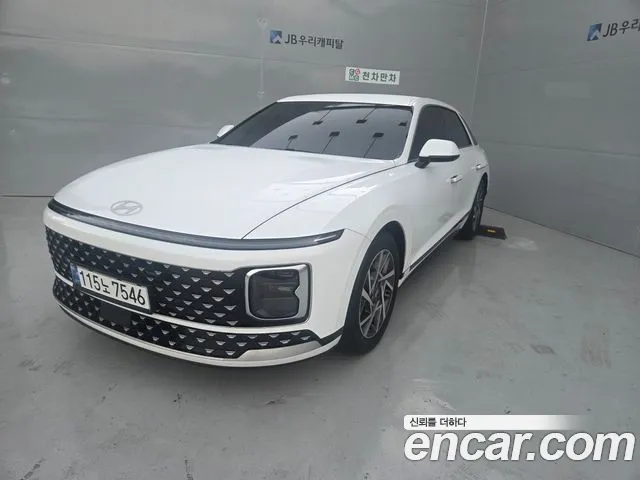 Hyundai Grandeur Grandeur (GN7) — Фото автомобиля 2