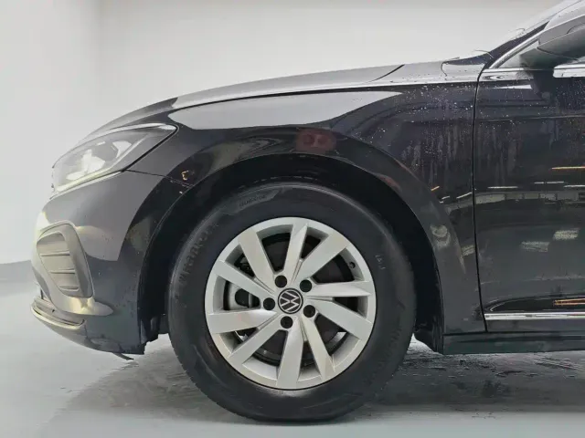 Volkswagen Passat — Фото автомобиля 7