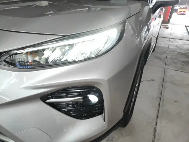 Toyota Wildlander — Фото автомобиля 23