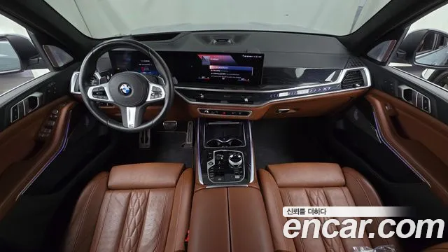 BMW X7 xDrive 40d M Sport 7 мест — Фото автомобиля 7