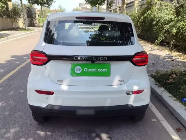 Leapmotor T03 — Фото автомобиля 3