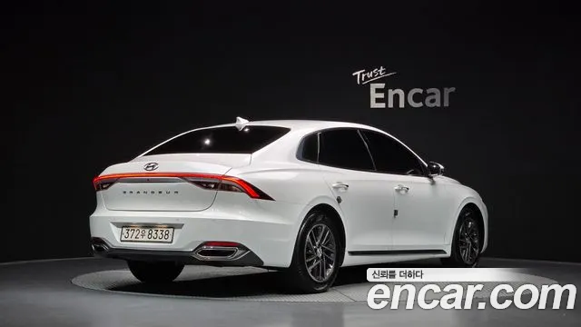 Hyundai Grandeur Новый Grandeur IG — Фото автомобиля 2