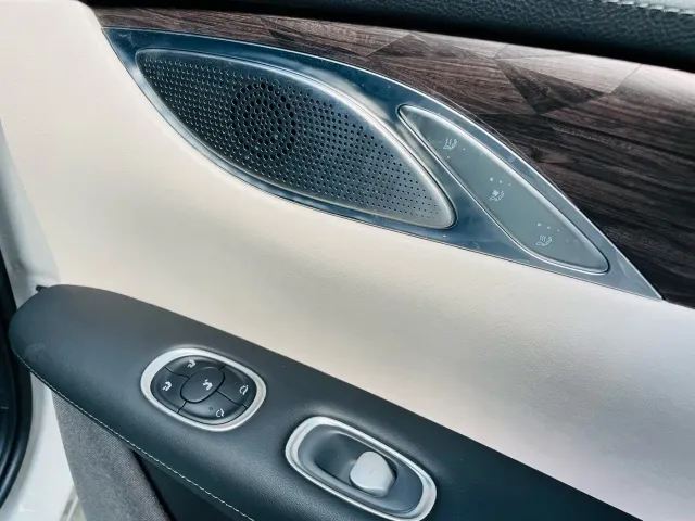 IM Motors LS7 — Фото автомобиля 21