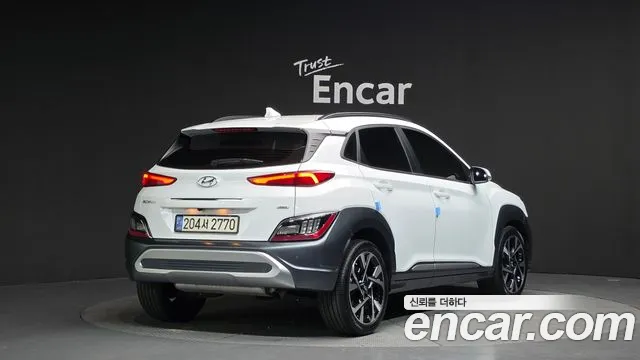 Hyundai Kona Новый Kona Бензин 1.6 Turbo 4WD — Фото автомобиля 2