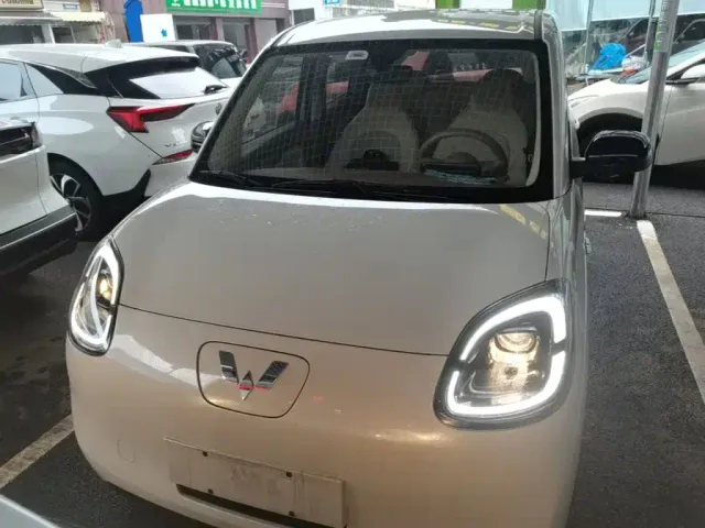 Wuling Hongguang Mini EV — Фото автомобиля 2