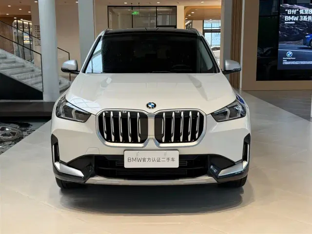 BMW X1 — Фото автомобиля 13