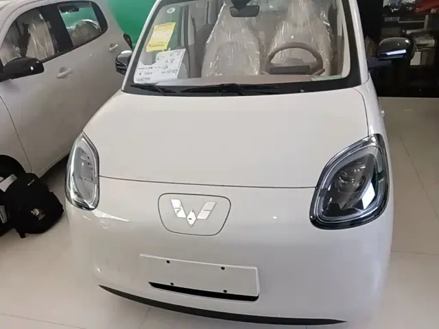Wuling Hongguang Mini EV — Фото автомобиля 2
