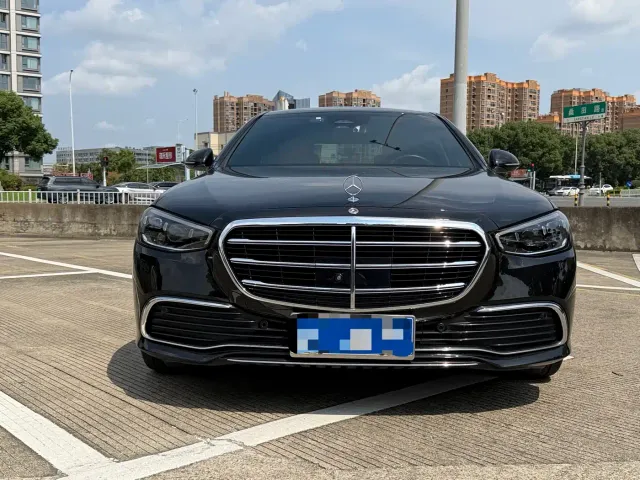 Mercedes-Benz S-Class — Фото автомобиля 2