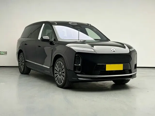 Nio ES8 — Фото автомобиля 2