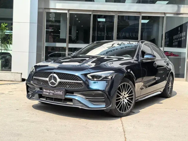 Фотография автомобиля — Mercedes-Benz C-Class