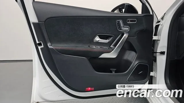 Mercedes-Benz A-Class W177 — Фото автомобиля 23