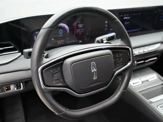 Lincoln Z — Фото автомобиля 8