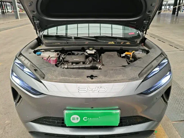 BYD Sealion 06 — Фото автомобиля 19